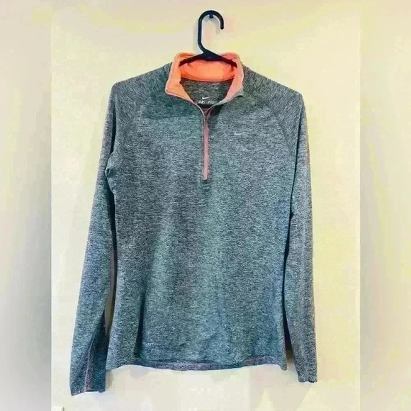 🔥✔️Nike sweatshirt 🔥 - Picture 1 of 7